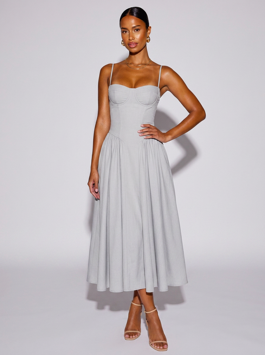London Sweetheart Neck Dress in Light Gray